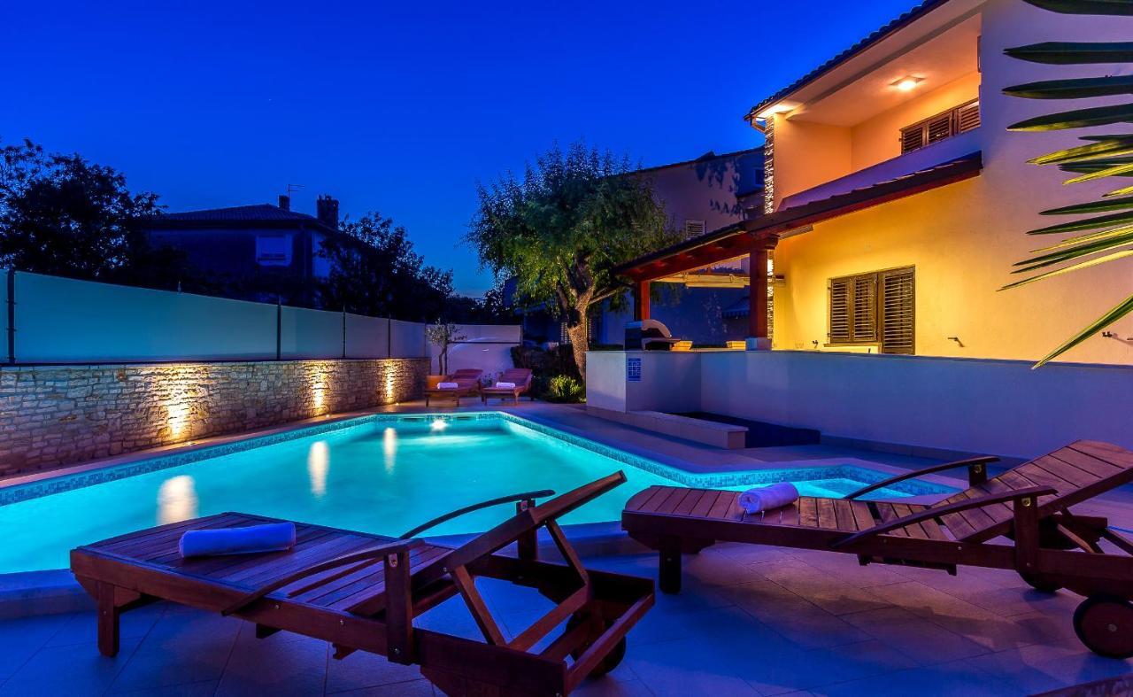 Holiday Home Villa Pula Bilik gambar